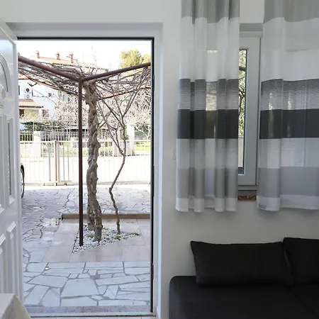 Apartment Tadijic *