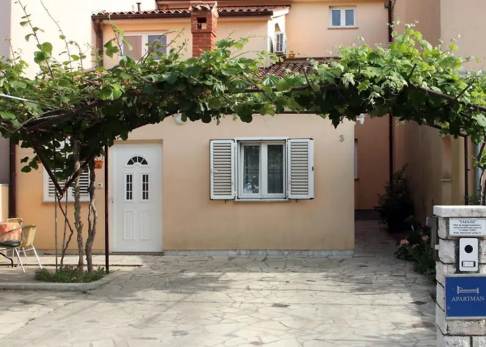 Διαμέρισμα Tadijic *